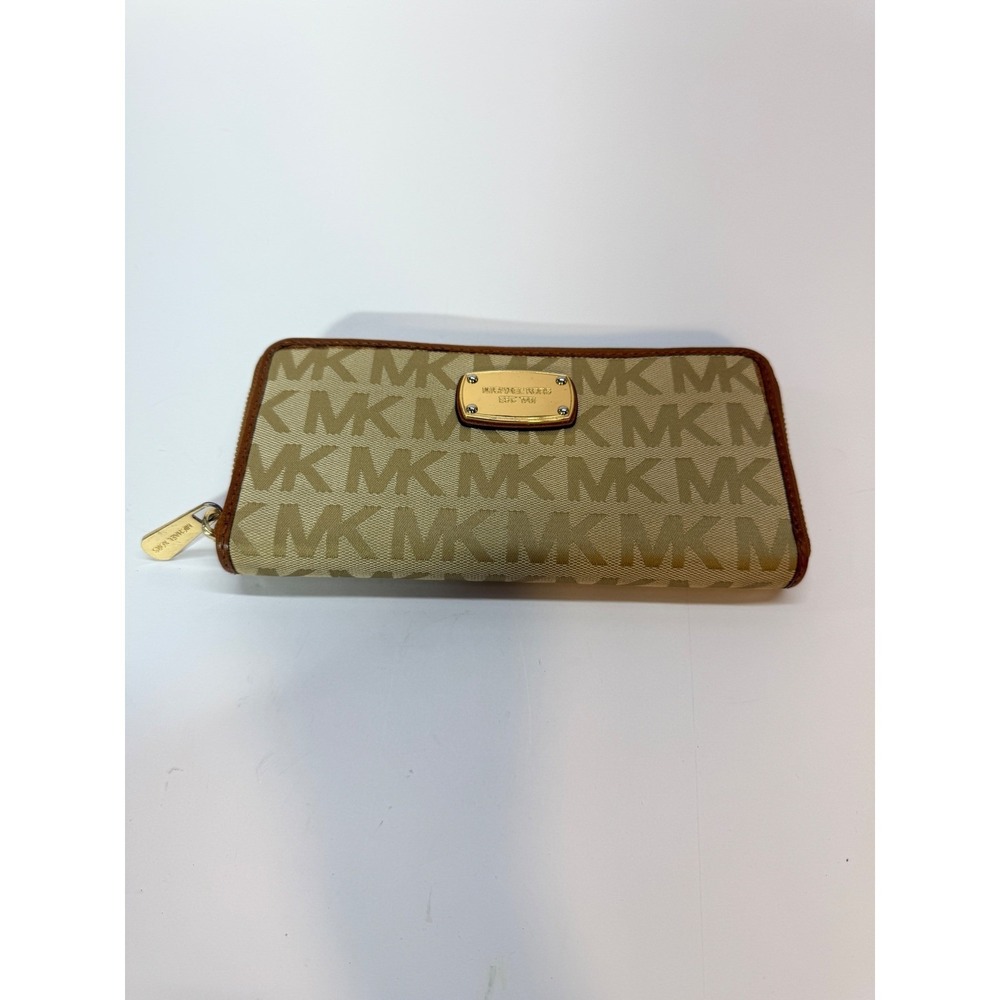 Michael Kors MK Signature Zip Around Continental Wallet Tan Beige Gold Tone Logo